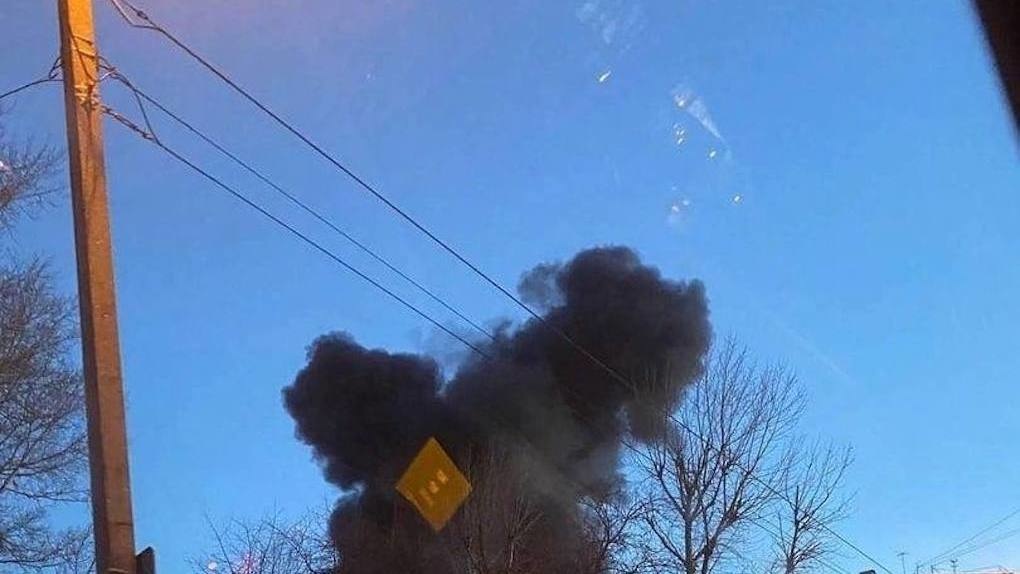 Два пилота погибли после крушения военного самолёта в Иркутске