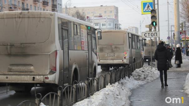 Водители омских маршруток всё чаще выходят в рейсы пьяными