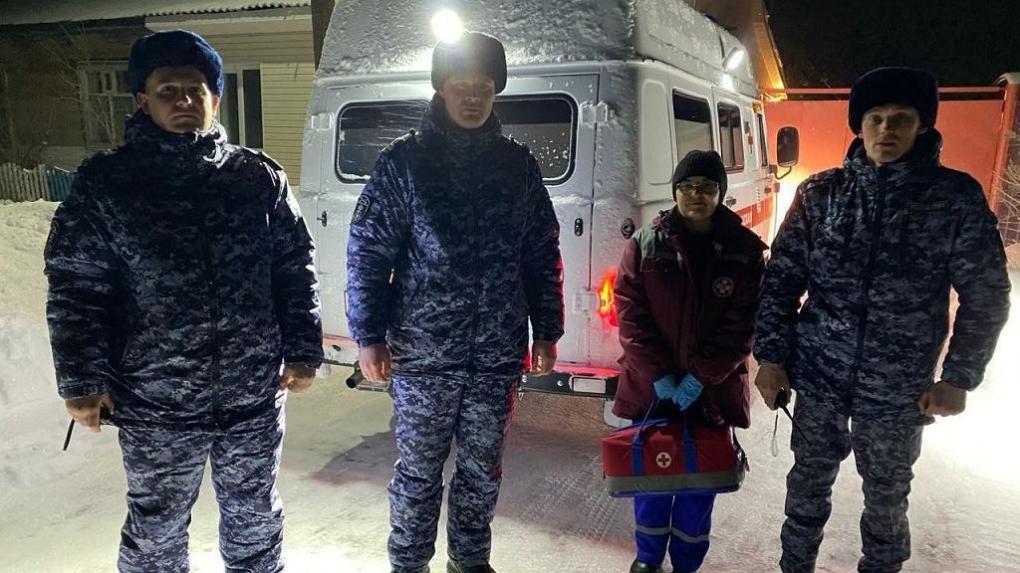 В Омской области Росгвардейцы спасли мужчину с приступом эпилепсии