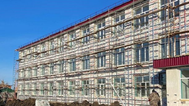 Омская область получит почти 3 миллиарда рублей на ремонт школ