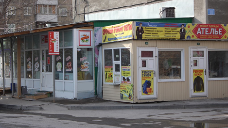 Киоски с одеждой и продуктами рекомендовали установить у крупных ТЦ в России