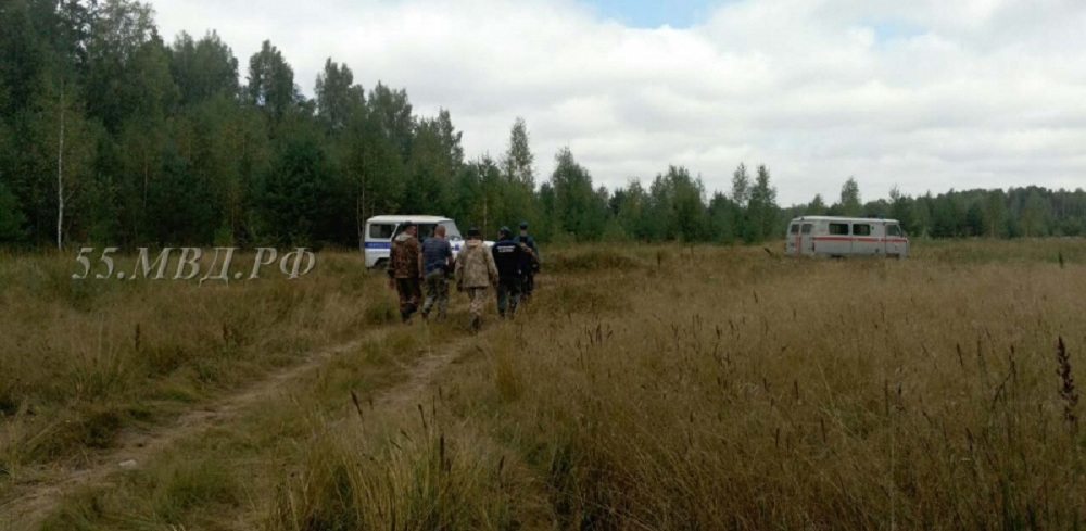 Заблудившегося в тайге на севере Омской области подростка ищут с вертолёта