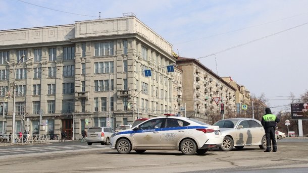 В Новосибирске автобус насмерть сбил бабушку, переходящую дорогу. ФОТО