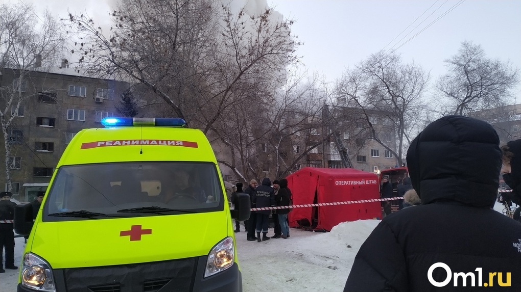 Число пострадавших при взрыве газа в жилом доме в Новосибирске выросло до семи
