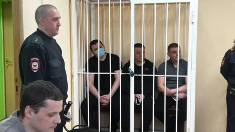 50 лет колонии и 27 миллионов штрафа: суд решит судьбу четырёх экс-полицейских Новосибирска