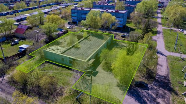 Под Омском заброшенное здание продают под ресторан