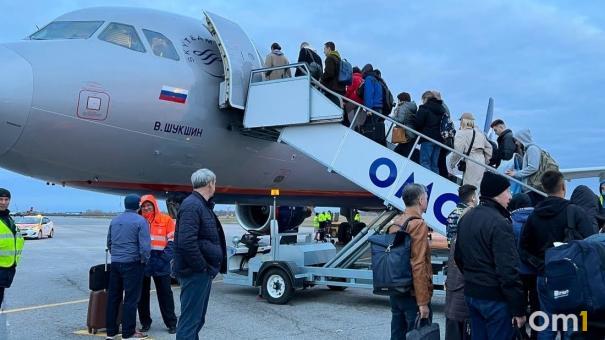 В Омском аэропорту за семь месяцев было более 844 тысячи пассажиров