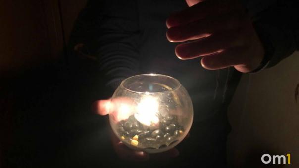 Омичи пожаловались, что вторую неделю живут без света