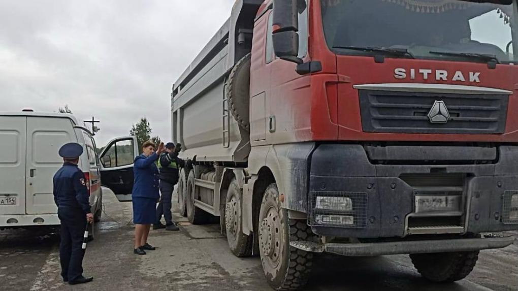 Граждане Азербайджана заплатят за слишком тяжёлые грузовики в Новосибирске