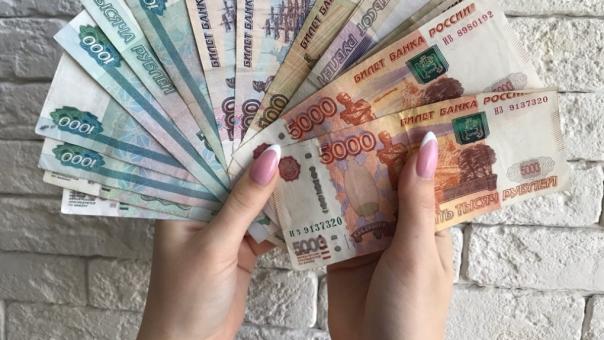 В Новосибирске директора школы осудили за растрату средств