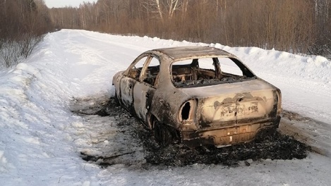 Из-за внезапного возгорания Chevrolet прямо на трассе погиб 40-летний житель Омской области