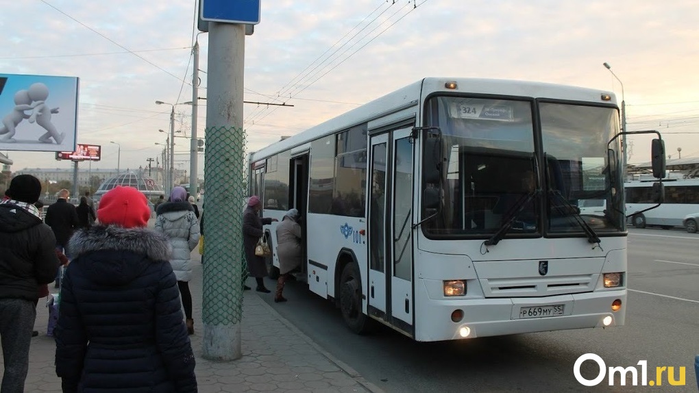 Омские автобусы сменили голос: теперь остановки объявляет «Алиса»