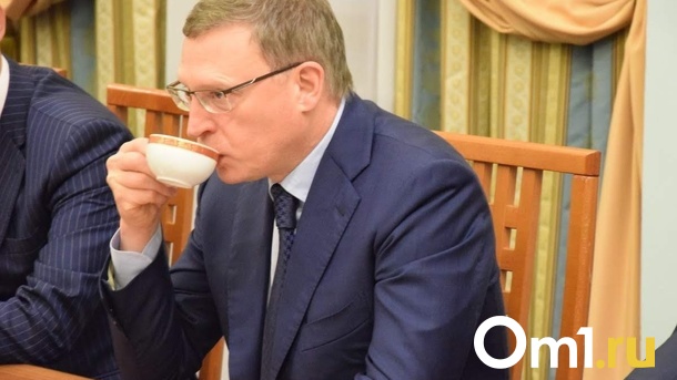 Губернатор Омской областью поделился подробностями личной жизни. ФОТО