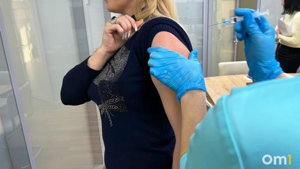 В Омской области перестали считать коллективный иммунитет к коронавирусу