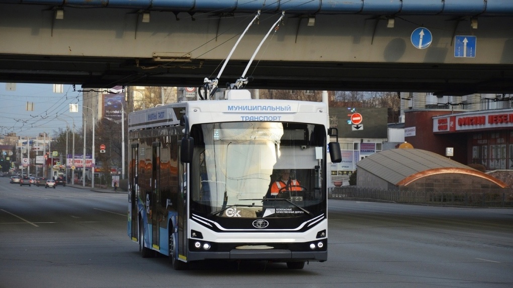 В Омск едут новые современные троллейбусы, которые будут служить жителям Левобережья