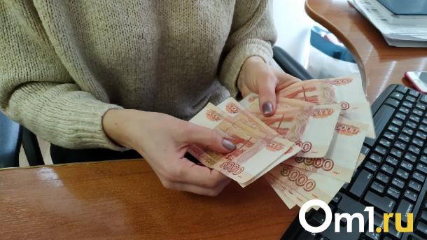 Омичам, переболевшим COVID-19, обещают выплаты по 5 000 рублей. Это фейк