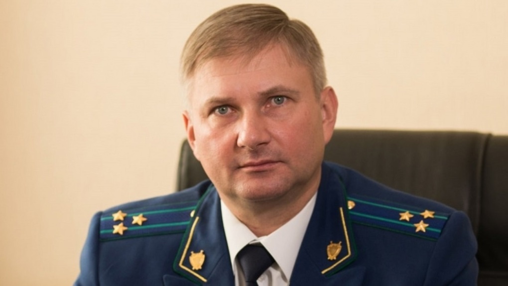 После отъезда генпрокурора РФ Краснова в Омской области официально сменился прокурор