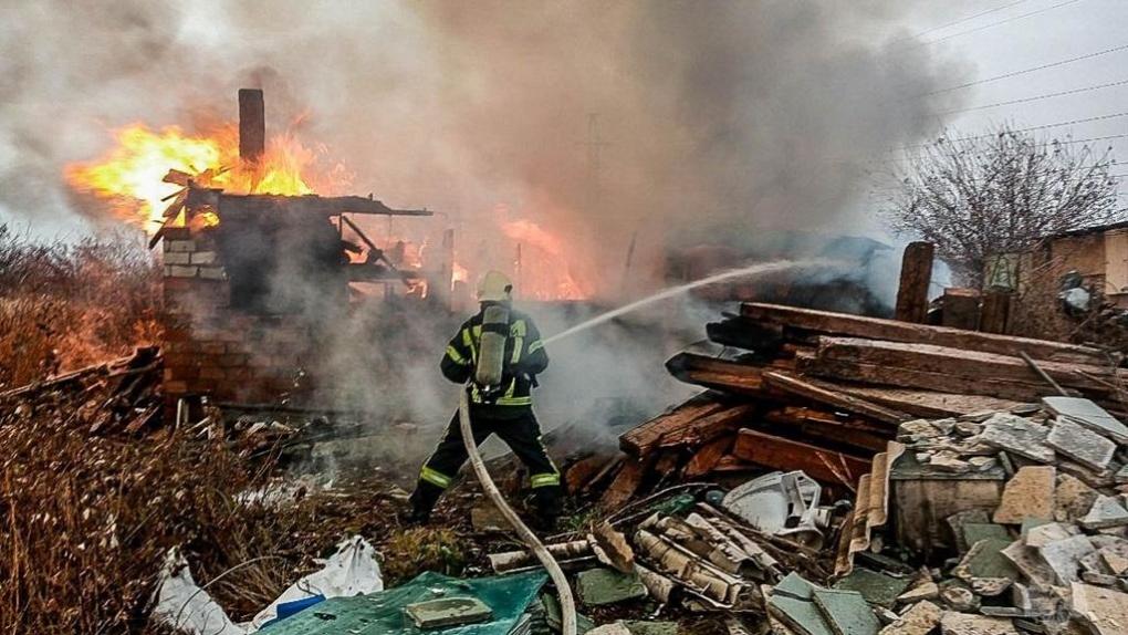 В Омском районе дотла сгорел дом из-за неисправной печи