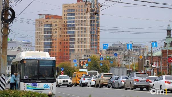 В Омске кондукторы могут зарабатывать больше 60 тысяч рублей