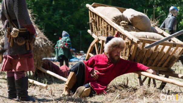 Поводить хороводы и обучиться старорусскому ремеслу приглашают омичей на «Слетье»