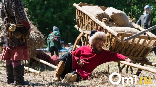 Поводить хороводы и обучиться старорусскому ремеслу приглашают омичей на «Слетье»
