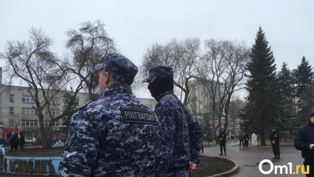 В Омске мужчина ночью пробрался в техникум, чтобы украсть электроинструменты