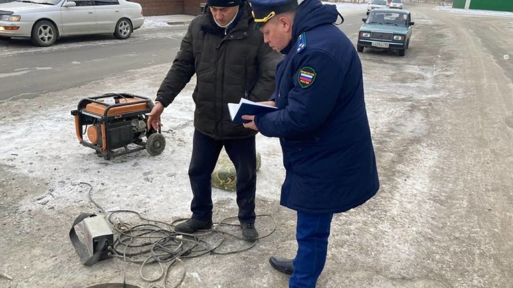 Предварительную причину крупной коммунальной аварии под Новосибирском назвал министр ЖКХ региона