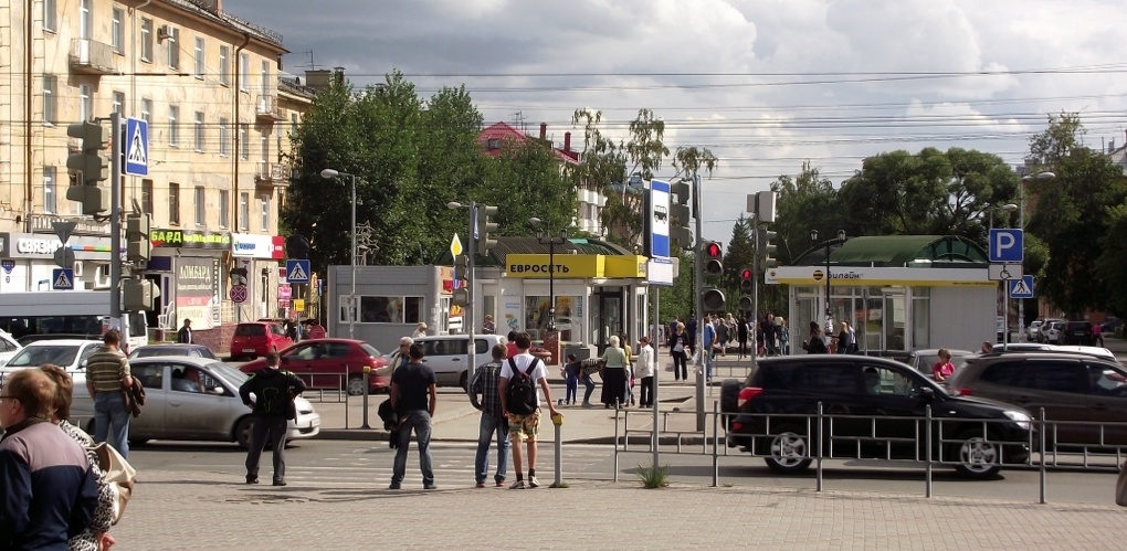 В Омске у входа в Советский парк может появиться торговый комплекс