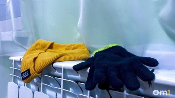 В селе под Омском младенец получил тяжёлые ожоги от трубы отопления