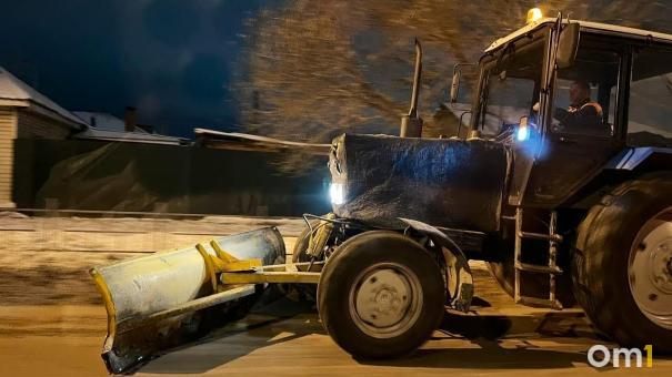 Трассу Рождественского полумарафона в Омске подметут ещё раз