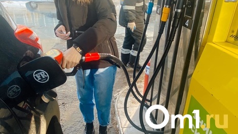 Облаву на незаконные заправки провели в Новосибирске: рабочих не оказалось на местах