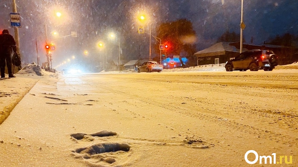 Осторожно на дорогах. Из Казахстана в Омск несётся опасная снежная буря