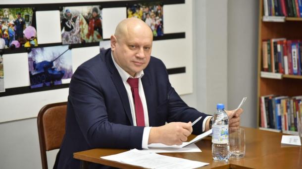 Шелест призвал работодателей и ректоров отпустить омичей на субботник