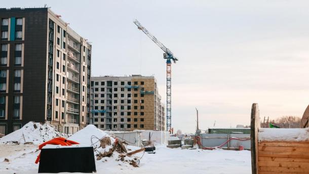 В Новосибирске на улице Высоцкого жилые дома могут обрушиться в котлован