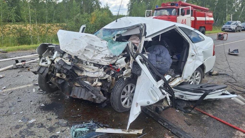 Один погиб, двое – в больнице. Страшное ДТП на трассе в Омской области