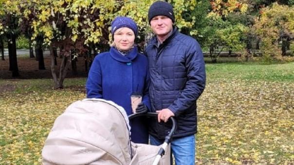 Задохнулся в машине? Супруга погибшего в рейсе новосибирского водителя добивается расследования дела
