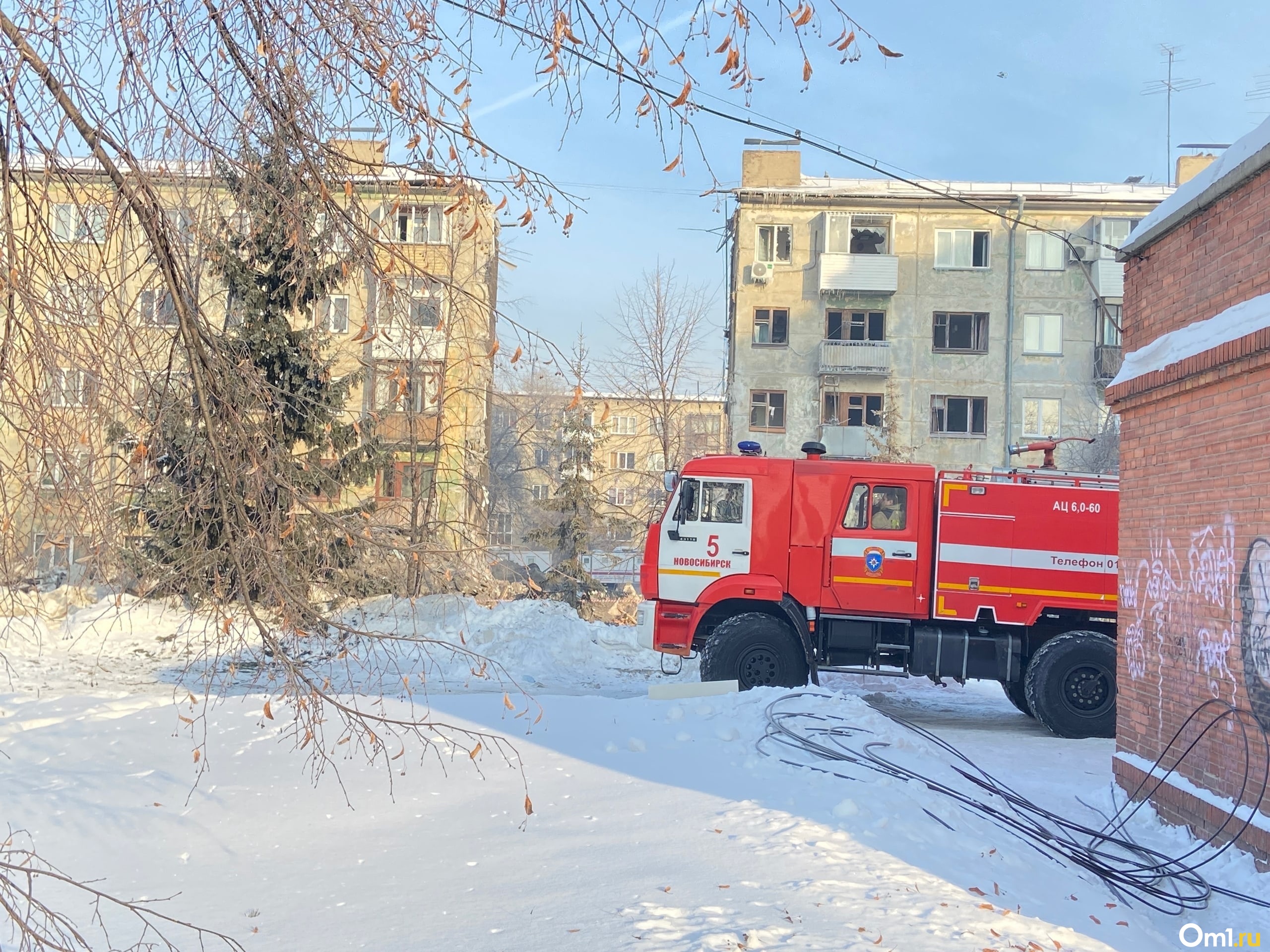 Появились 10 фото с места взрыва на улице Линейной в Новосибирске |  10.02.2023 | Омск - БезФормата