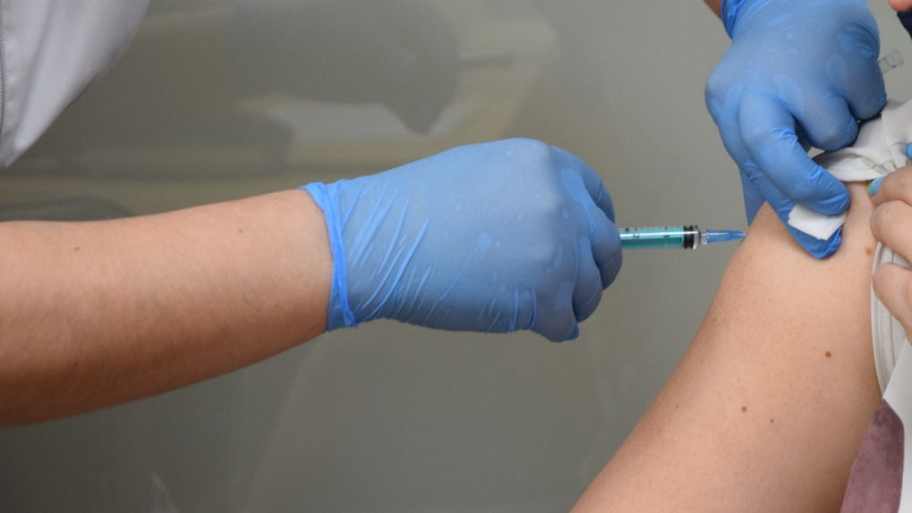В России переименовали новосибирскую вакцину «ЭпиВакКорона-Н»