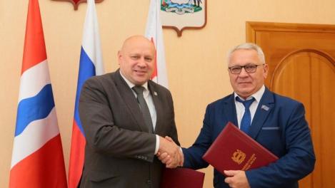 Омск и Калининград переподписали соглашение о сотрудничестве