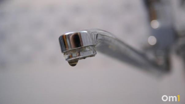 В Нефтяниках начнут массово отключать горячую воду