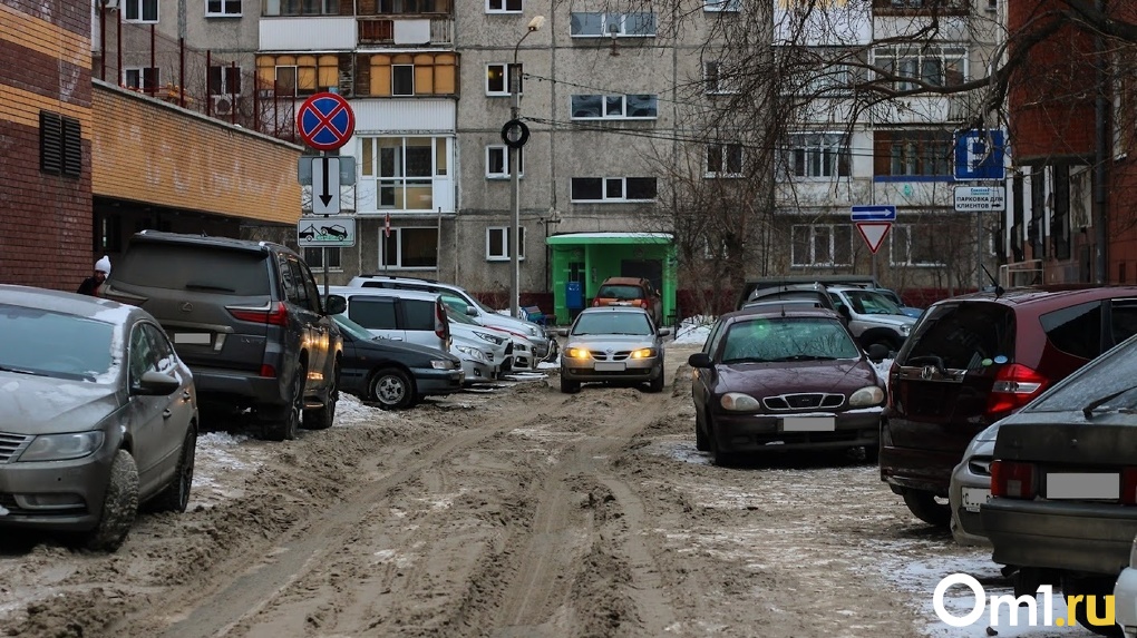 В Омске в день перекрытия Ленинградского моста взлетели цены на такси