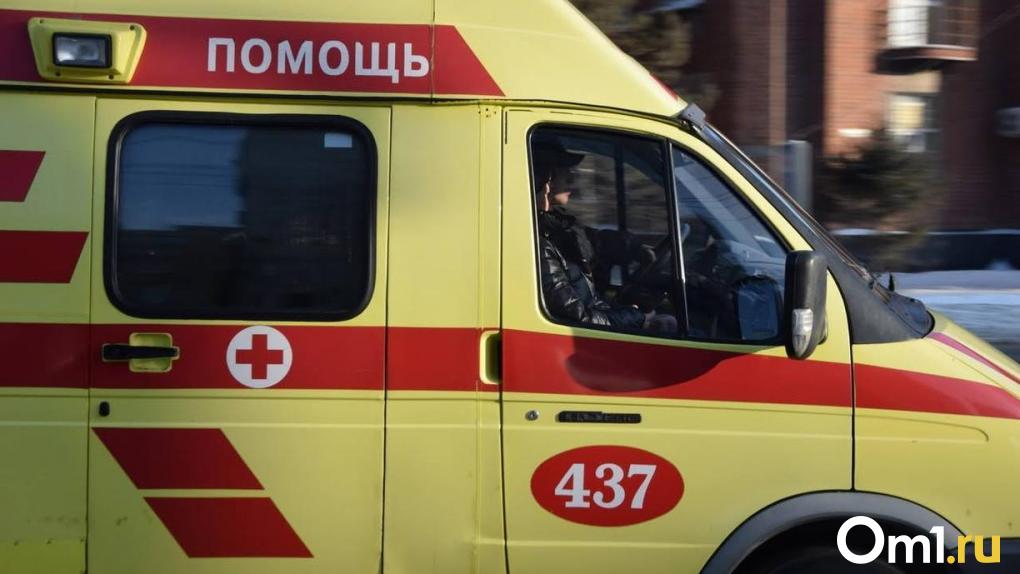Охранник омского санатория получил тяжёлые травмы, подравшись на улице