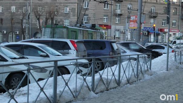 В центре Омска введут дополнительные запреты на парковку