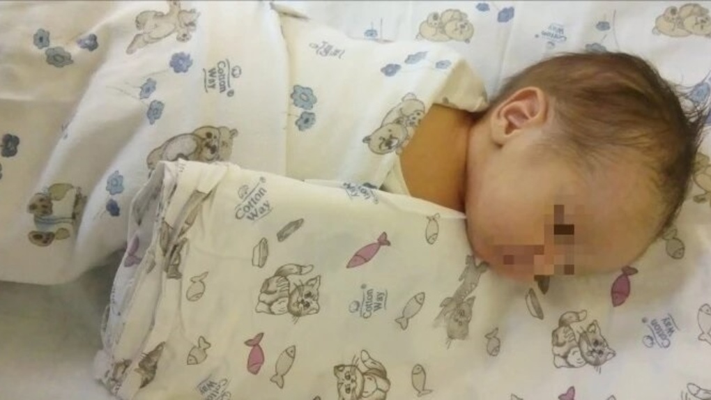 «Угасал на глазах»: сибирячка рассказала о смерти новорождённого сына в ковидном госпитале