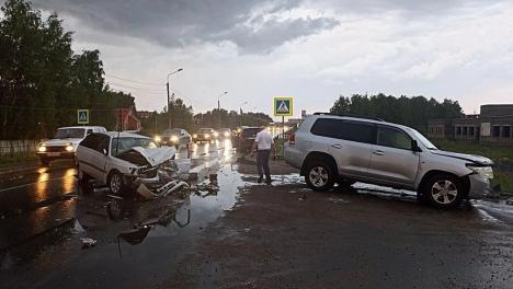 Один погиб, трое получили травмы: в Омске виновнику массового ДТП вынесли приговор