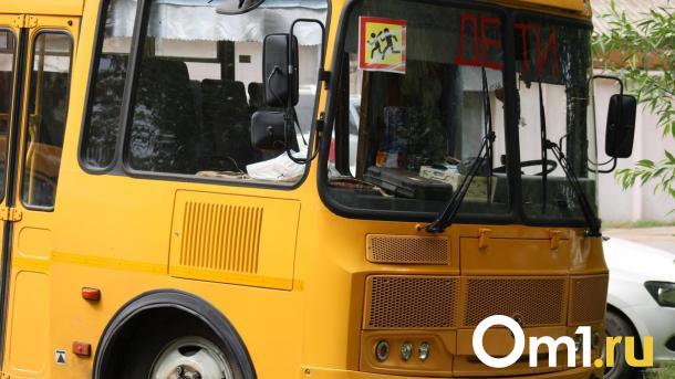 «Телефоны не отнимают»: власти ответили на жалобы родителей лагеря «Юбилейный»