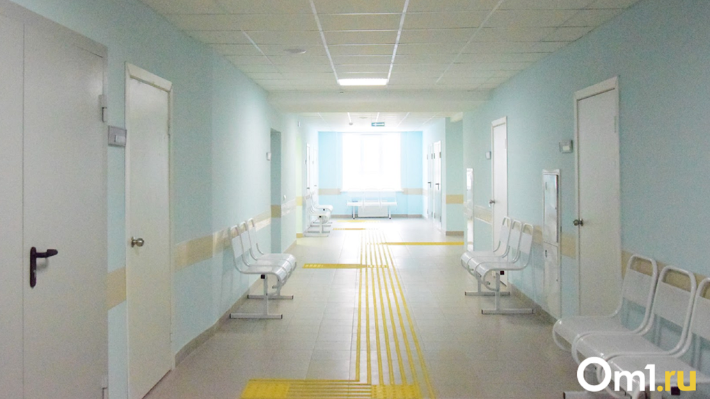 Омский медик через суд добился восстановления на должность главврача в детской больнице