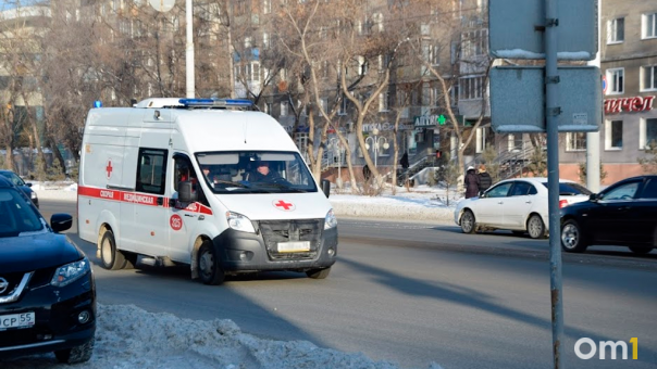 Тюменские врачи обнаружили в гортани мужчины 3-сантиметровый кусок проволоки