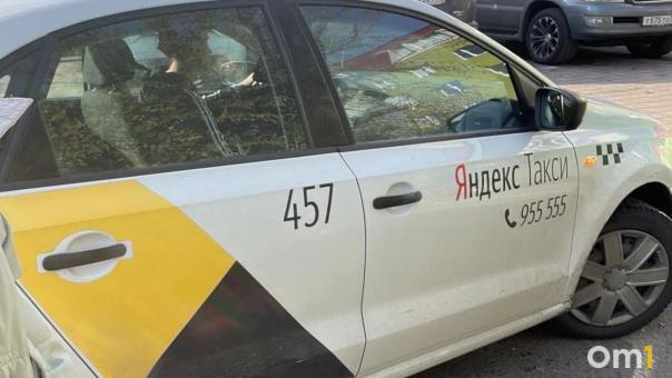 Новосибирские полицейские охотятся на таксистов-нарушителей