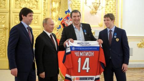 Овечкин стал на шаг ближе к рекорду Гретцки: 891-й гол в НХЛ